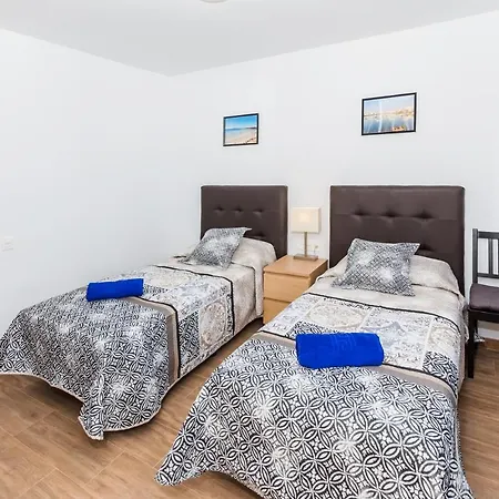 Golden 2 Costa Apartmán *